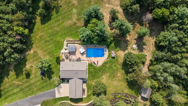 746 Packer Drive, Hudson, WI 54016