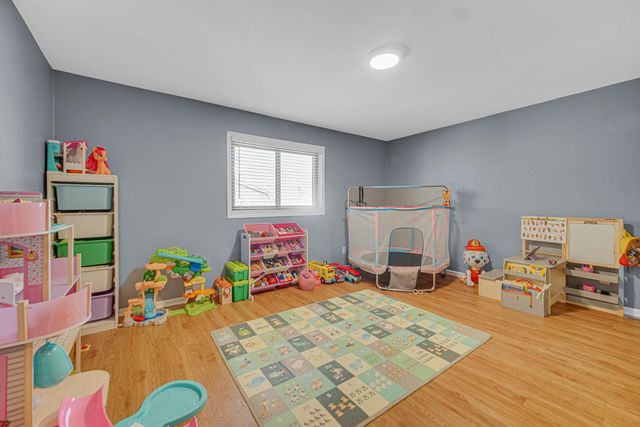 4942 W 93rd Court, Crown Point, IN 46307