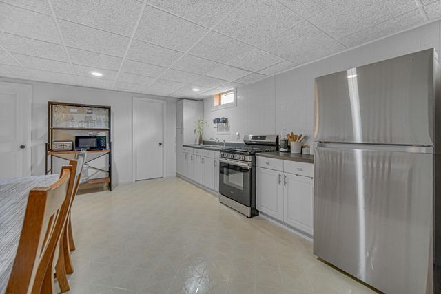 4942 W 93rd Court, Crown Point, IN 46307