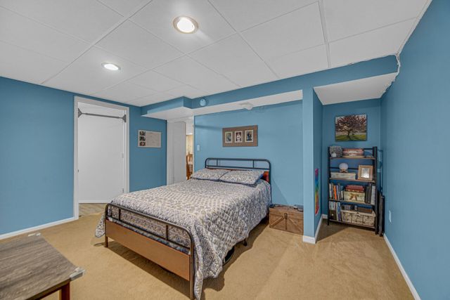 4942 W 93rd Court, Crown Point, IN 46307
