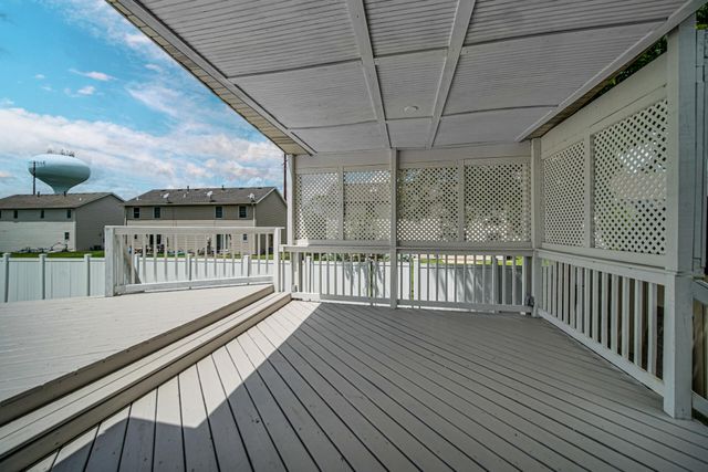 4942 W 93rd Court, Crown Point, IN 46307
