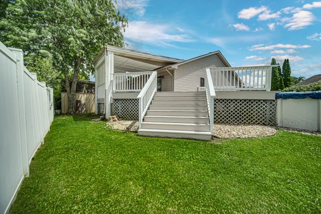 4942 W 93rd Court, Crown Point, IN 46307