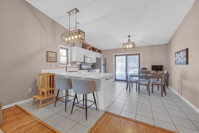 4942 W 93rd Court, Crown Point, IN 46307