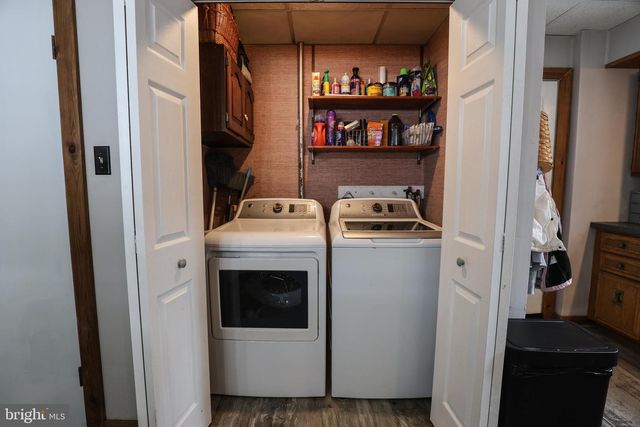 846 BUNTING ST, Pottsville, PA 17901