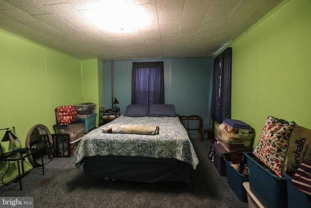 846 BUNTING ST, Pottsville, PA 17901