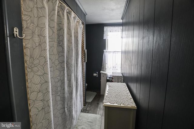 846 BUNTING ST, Pottsville, PA 17901