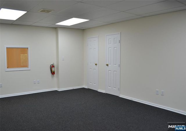 700 Godwin Avenue 210, Midland Park, NJ 07432
