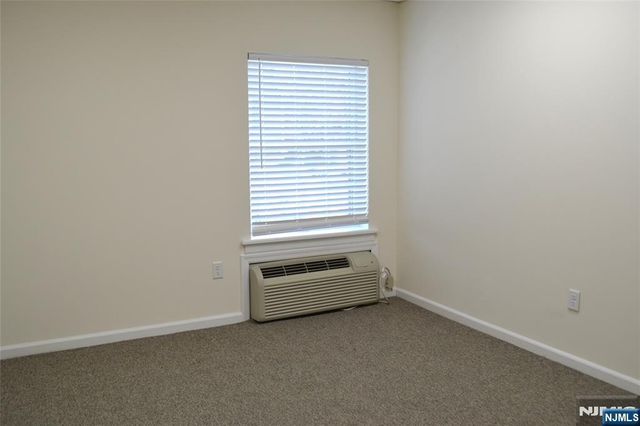 700 Godwin Avenue 210, Midland Park, NJ 07432