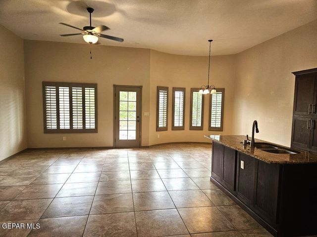 7116 COPPER TOWN Drive, El Paso, TX 79934