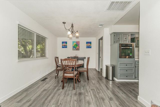 6326 N Bergeron Avenue, Fresno, CA 93704