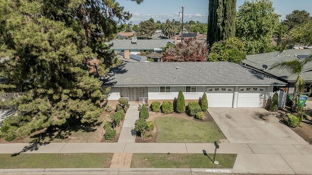 6326 N Bergeron Avenue, Fresno, CA 93704