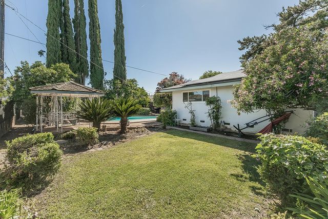 6326 N Bergeron Avenue, Fresno, CA 93704