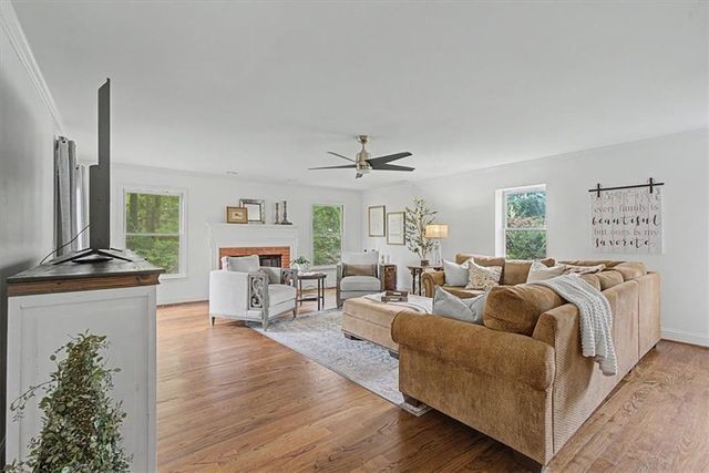 3730 Creekstone Way, Marietta, GA 30068