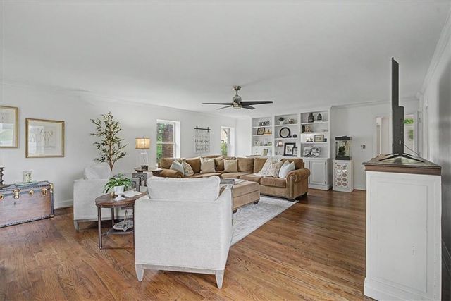 3730 Creekstone Way, Marietta, GA 30068