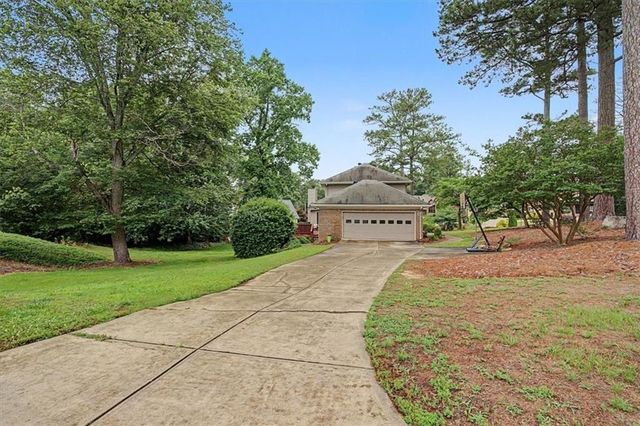 3730 Creekstone Way, Marietta, GA 30068