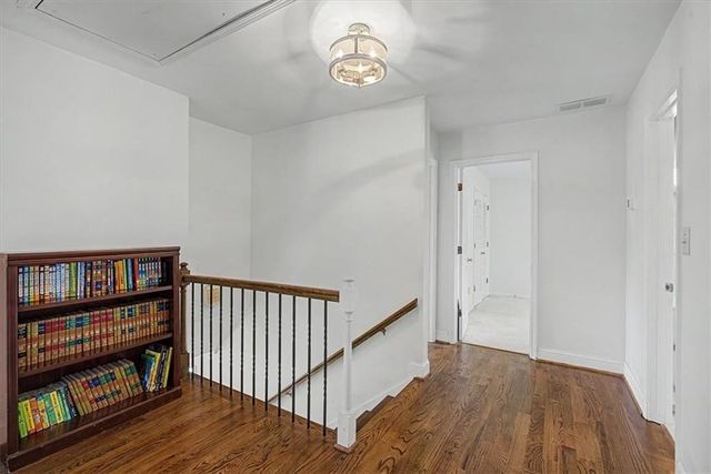 3730 Creekstone Way, Marietta, GA 30068
