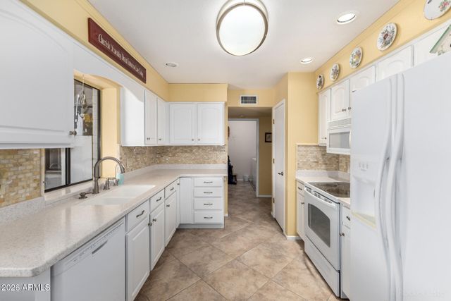 8311 E LAGUNA AZUL Avenue, Mesa, AZ 85209