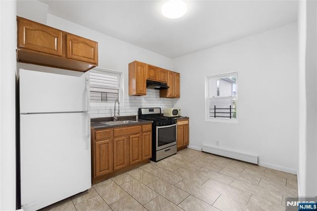 47 Tichenor Terrace 2, Irvington, NJ 07111