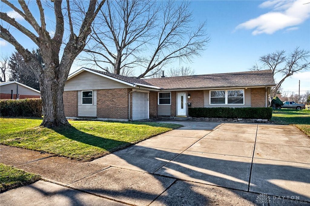 645 Skyles Road, Englewood, OH 45322