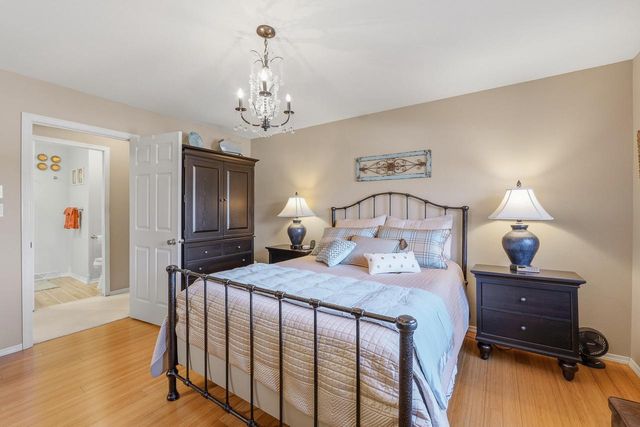 3517 Willow CIRCLE, Sheboygan, WI 53083