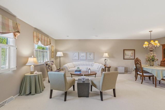3517 Willow CIRCLE, Sheboygan, WI 53083