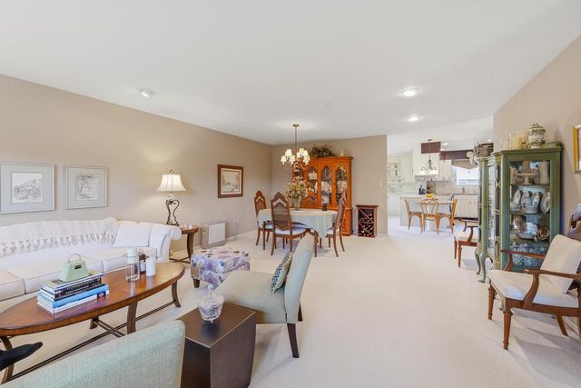 3517 Willow CIRCLE, Sheboygan, WI 53083