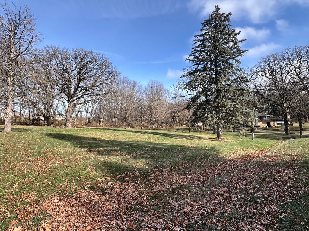 8703 Glacier Drive, Byron, IL 61010