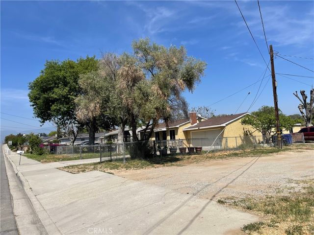 711 Meridian, Colton, CA 92324