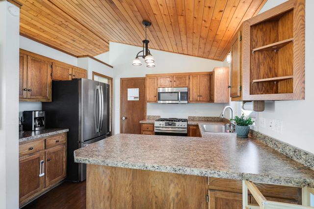 13063 Vernon Avenue, Savage, MN 55378