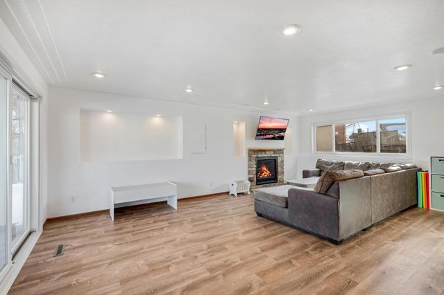 13063 Vernon Avenue, Savage, MN 55378