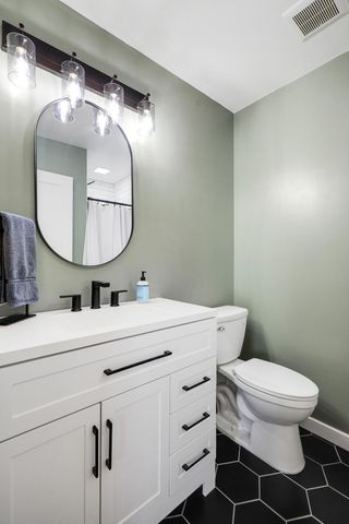 13063 Vernon Avenue, Savage, MN 55378