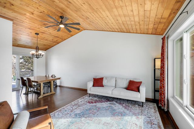 13063 Vernon Avenue, Savage, MN 55378