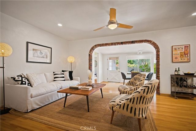 13828 Kittridge, Van Nuys, CA 91405