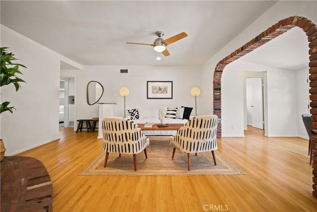 13828 Kittridge, Van Nuys, CA 91405