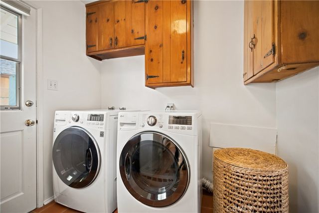 13828 Kittridge, Van Nuys, CA 91405