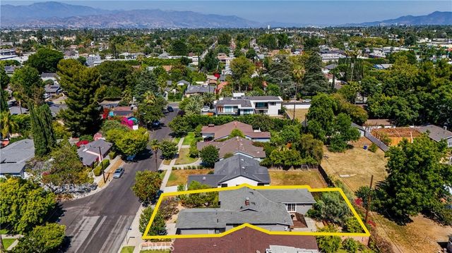 13828 Kittridge, Van Nuys, CA 91405