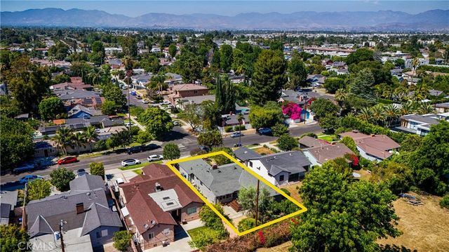 13828 Kittridge, Van Nuys, CA 91405