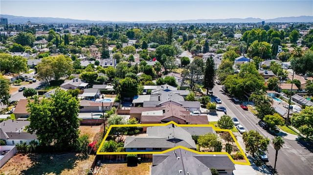 13828 Kittridge, Van Nuys, CA 91405