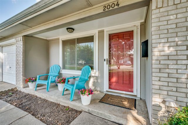 2004 Palo Alto Drive, Carrollton, TX 75006
