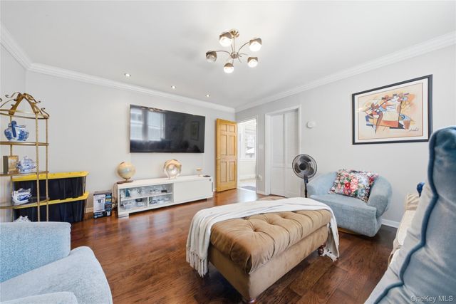4523 Monticello Avenue, Bronx, NY 10466