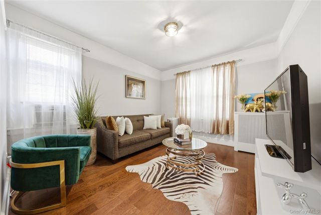 4523 Monticello Avenue, Bronx, NY 10466