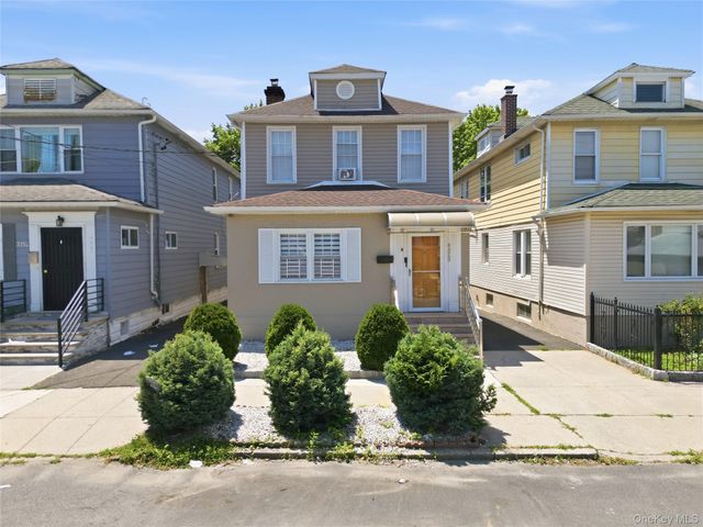 4523 Monticello Avenue, Bronx, NY 10466