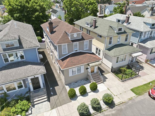 4523 Monticello Avenue, Bronx, NY 10466