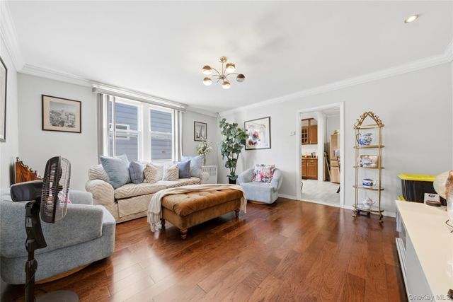 4523 Monticello Avenue, Bronx, NY 10466