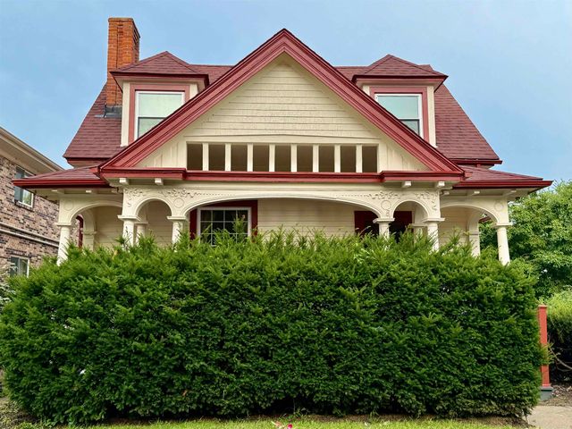 1309 S 31st Street, Omaha, NE 68105