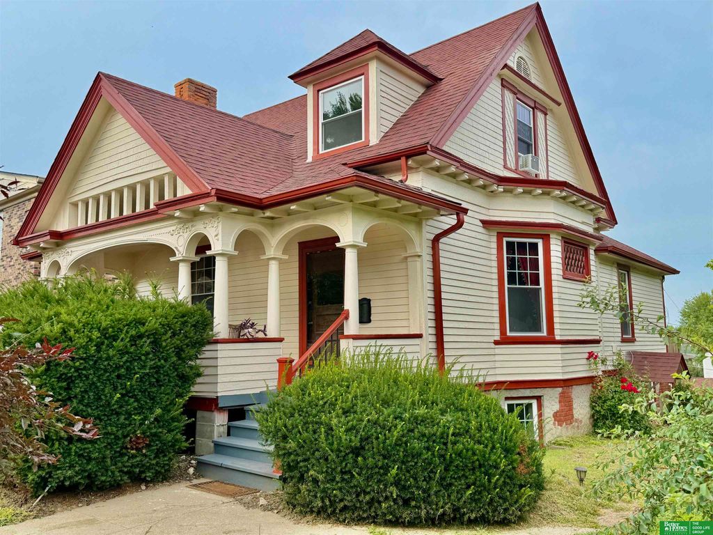 1309 S 31st Street, Omaha, NE 68105