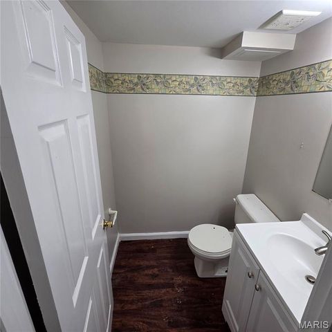 7014 Midwood Avenue, Hazelwood, MO 63042