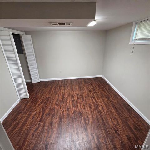 7014 Midwood Avenue, Hazelwood, MO 63042