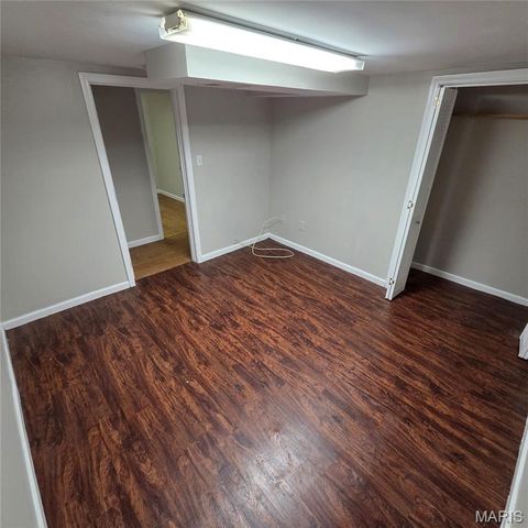 7014 Midwood Avenue, Hazelwood, MO 63042