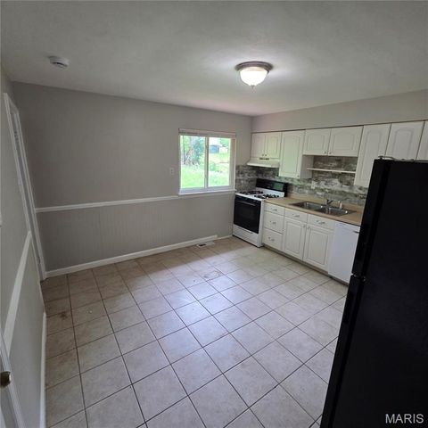 7014 Midwood Avenue, Hazelwood, MO 63042